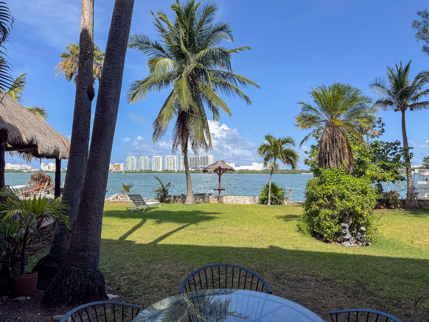 Enjoy a garden with a lake and panoramic view 1 El Corazon del Caribe