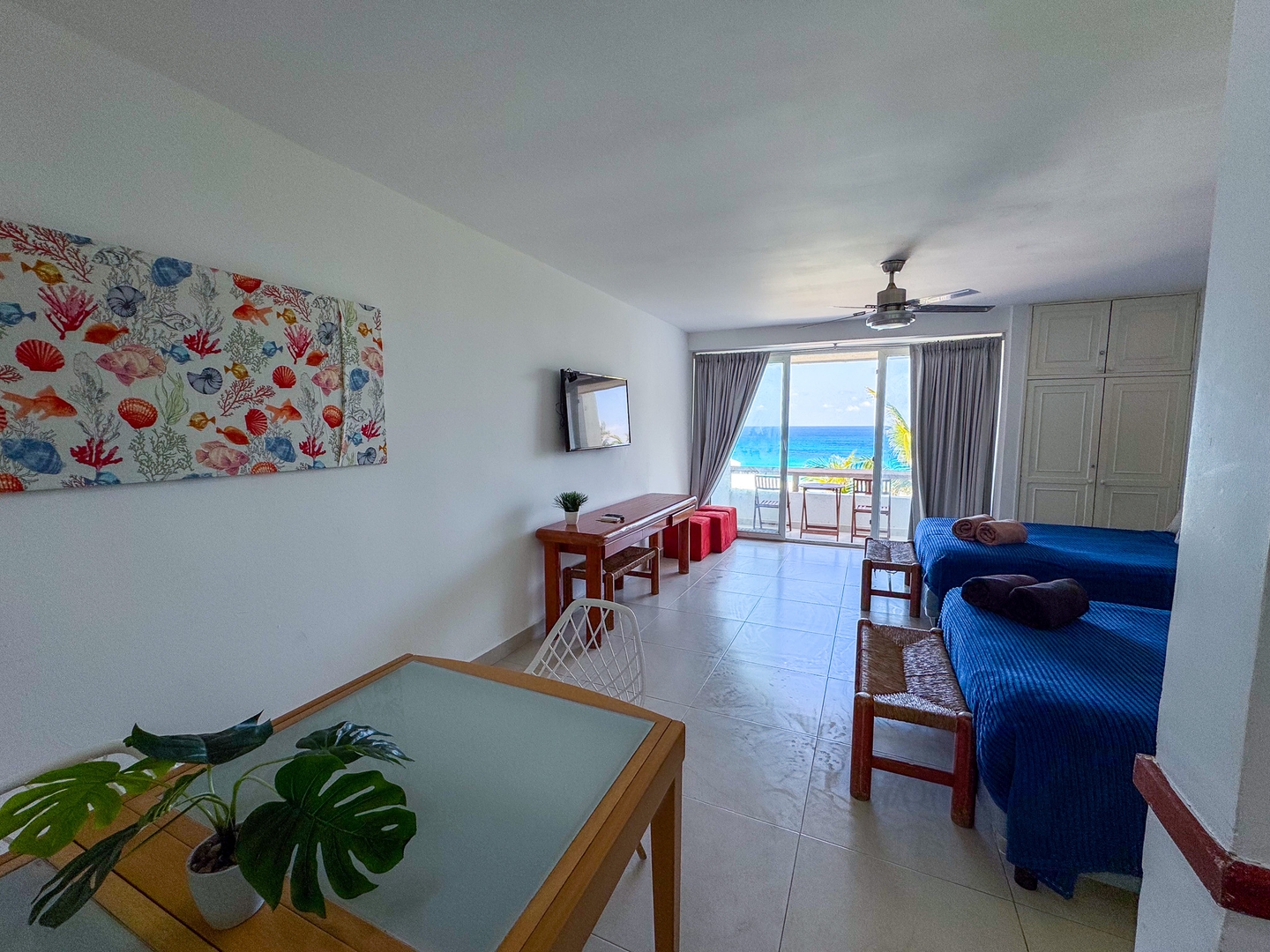 "Comfort and Sea View with Balcony" 2 El Corazon del Caribe