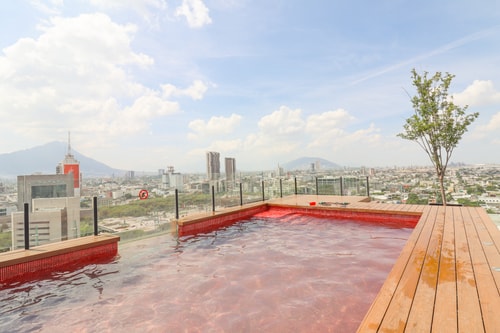 Central in Mty Ideal Location next to Fundidora 10 El Corazon del Caribe