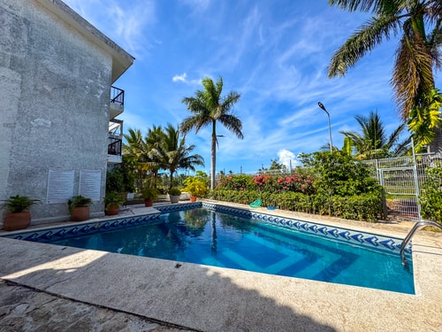 2 estudios c/terraza y alberca en Cancún