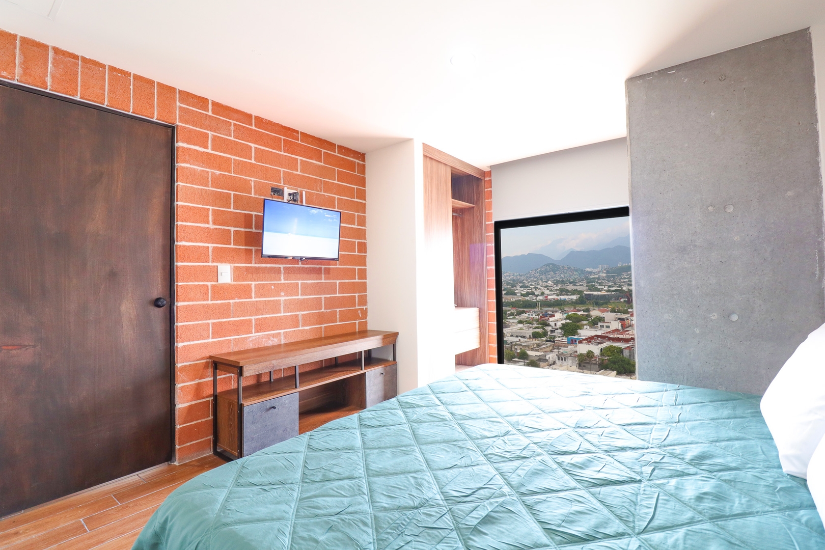 Central in Mty Ideal Location next to Fundidora 1 El Corazon del Caribe