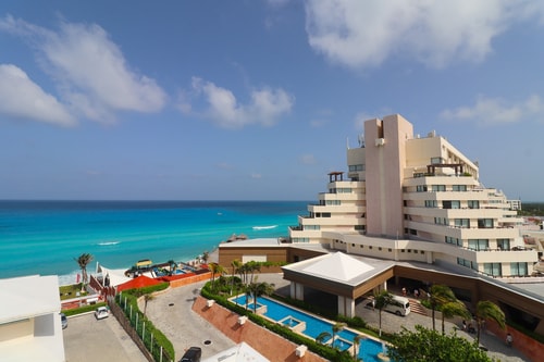 Penthouse on the Beach with Private Sea View 2 El Corazon del Caribe