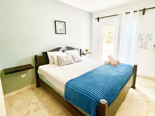 "Cozy King Bed Room in the Heart of the City" 2 El Corazon del Caribe