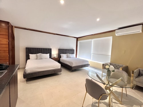 Spacious Suite Perfect for Families or Friends