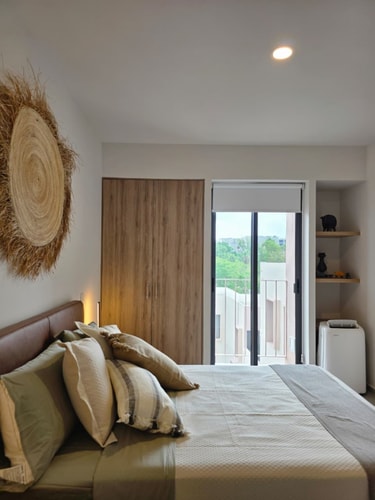 Mr. W | Cozy Stay in the Heart of GDL | Villadhara