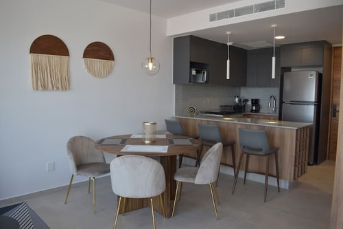 Mr. W. | Dúo 24 |1BR + Amenities