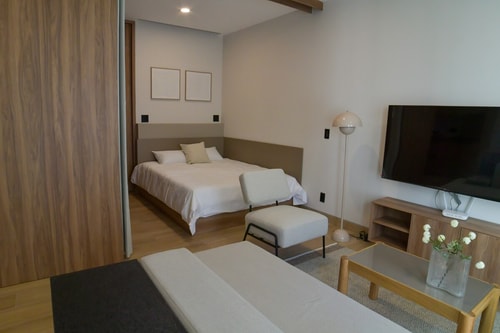 Mr. W | 2BR in Margot Modern City Tower