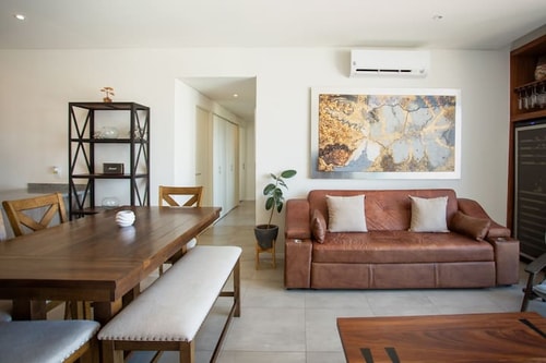 Mr W | 3BR Large Apartment Pool+Amenities