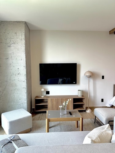 Mr W | Modern Loft in Margot