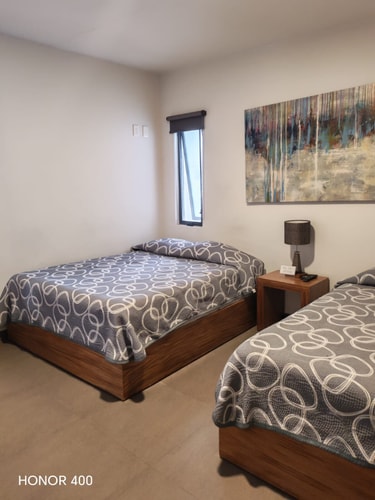 Spacious Room with 2 Queen Beds | Chapalita