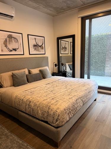 Marsellesa | Modern Studio in Americana