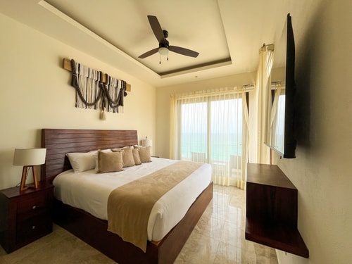 Mr. W | Sophisticated Apartment in Torre Marsai