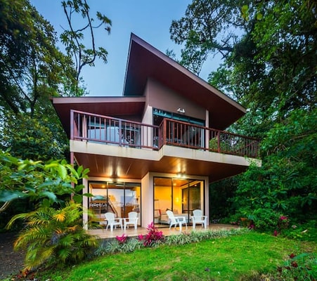 Puma Monteverde Garden (see calendar 4 discounts)