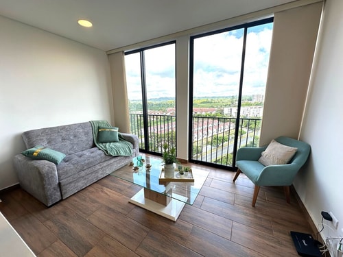 Hermoso y amplio Apartamento en barrio Laureles