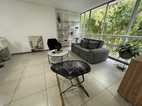 Apartamento en Laureles con gimnasio y linda vista