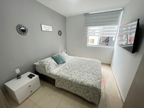 Lindo Apartaestudio sector Oro negro con ascensor