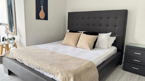 Hermoso Apartamento en  la Castellana con wifi