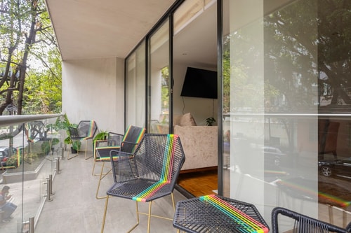 Safe & Equipped Haven with Free Parking in La Roma