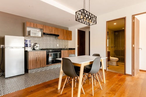 Modern 2BR, 2Bth Apartment: Rooftop & Gym Access