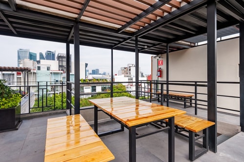 Spacious Living: Apartment in Condesa