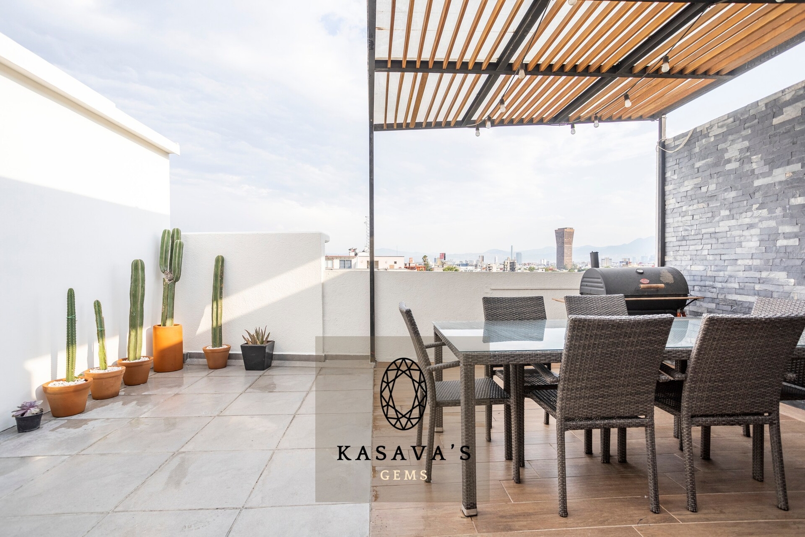 Stylish Penthouse in La Roma with Private Terrace 0 kasavahomes.com