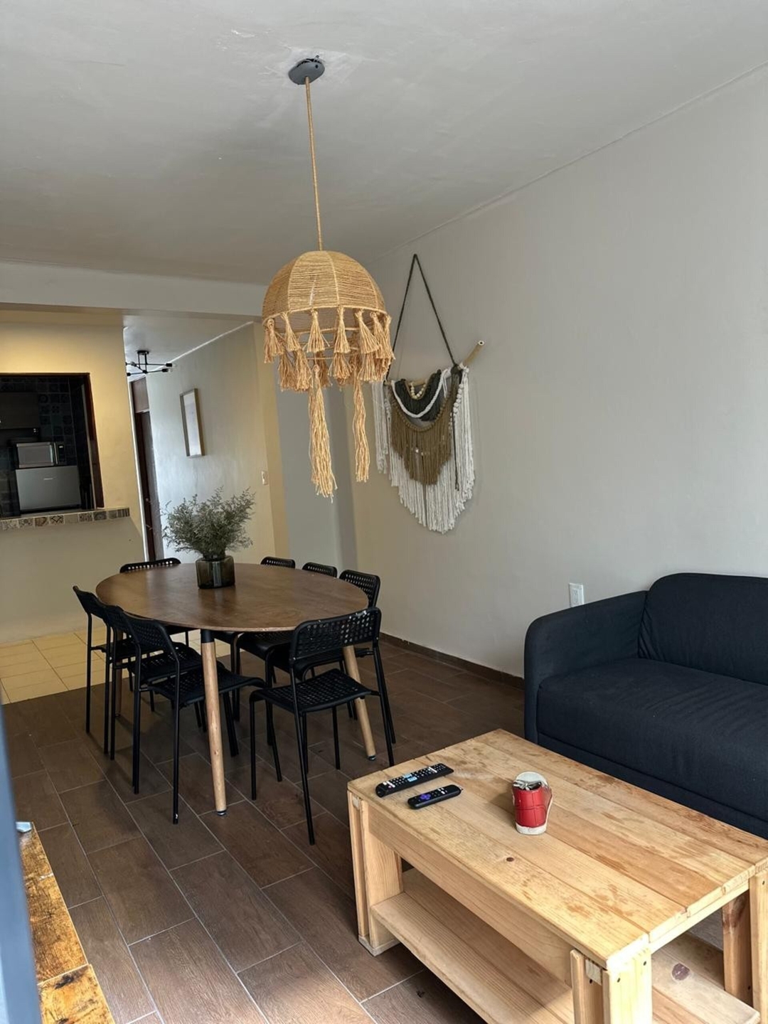 Stay at Reforma Chic Escape Near El Ángel with A/C 1 kasavahomes.com