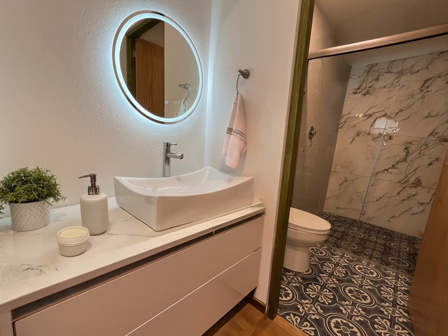 Spacious 5-Bedroom Roma Norte Residence 7 kasavahomes.com