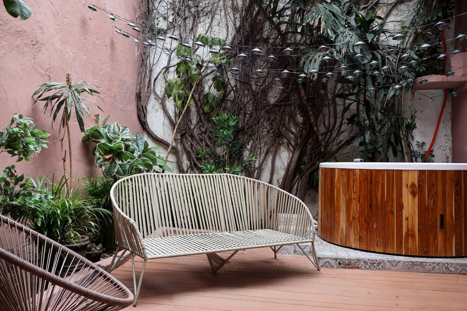 La Hacienda de Kasava—8 hab. con AC+jacuzzi+sauna 33 kasavahomes.com