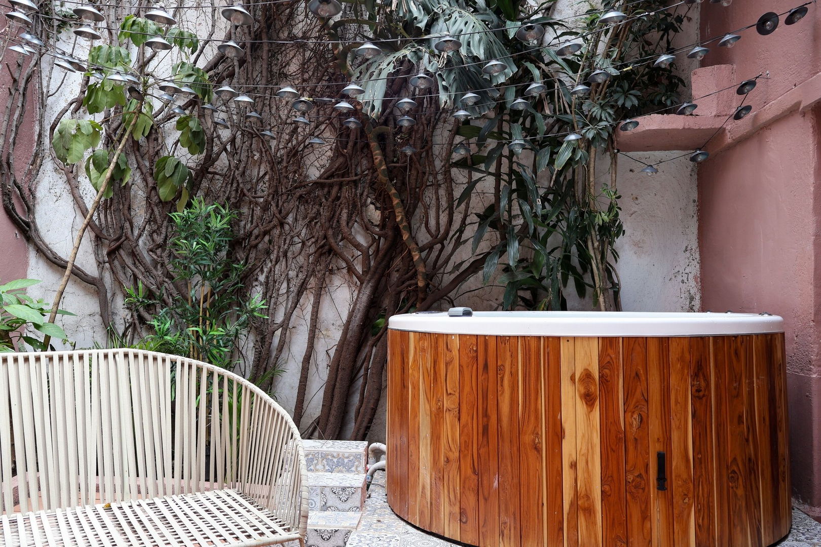 La Hacienda de Kasava—8 hab. con AC+jacuzzi+sauna 5 kasavahomes.com