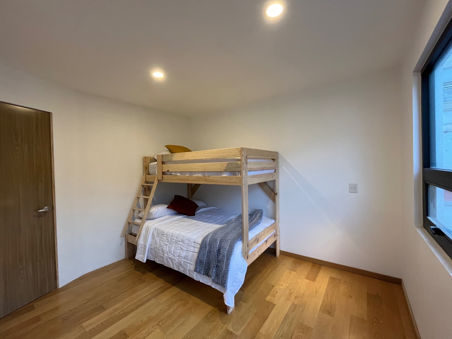 Spacious 5-Bedroom Roma Norte Residence 11 kasavahomes.com