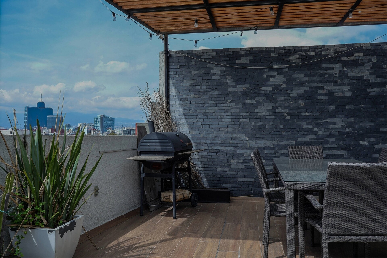 Skyline Kasava: PH de 4 hab. y 3 baños en la Roma 89 kasavahomes.com