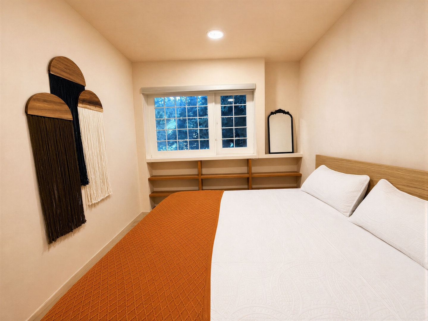 Design-Led Roma House · 8 BR, Sleeps 16 29 kasavahomes.com