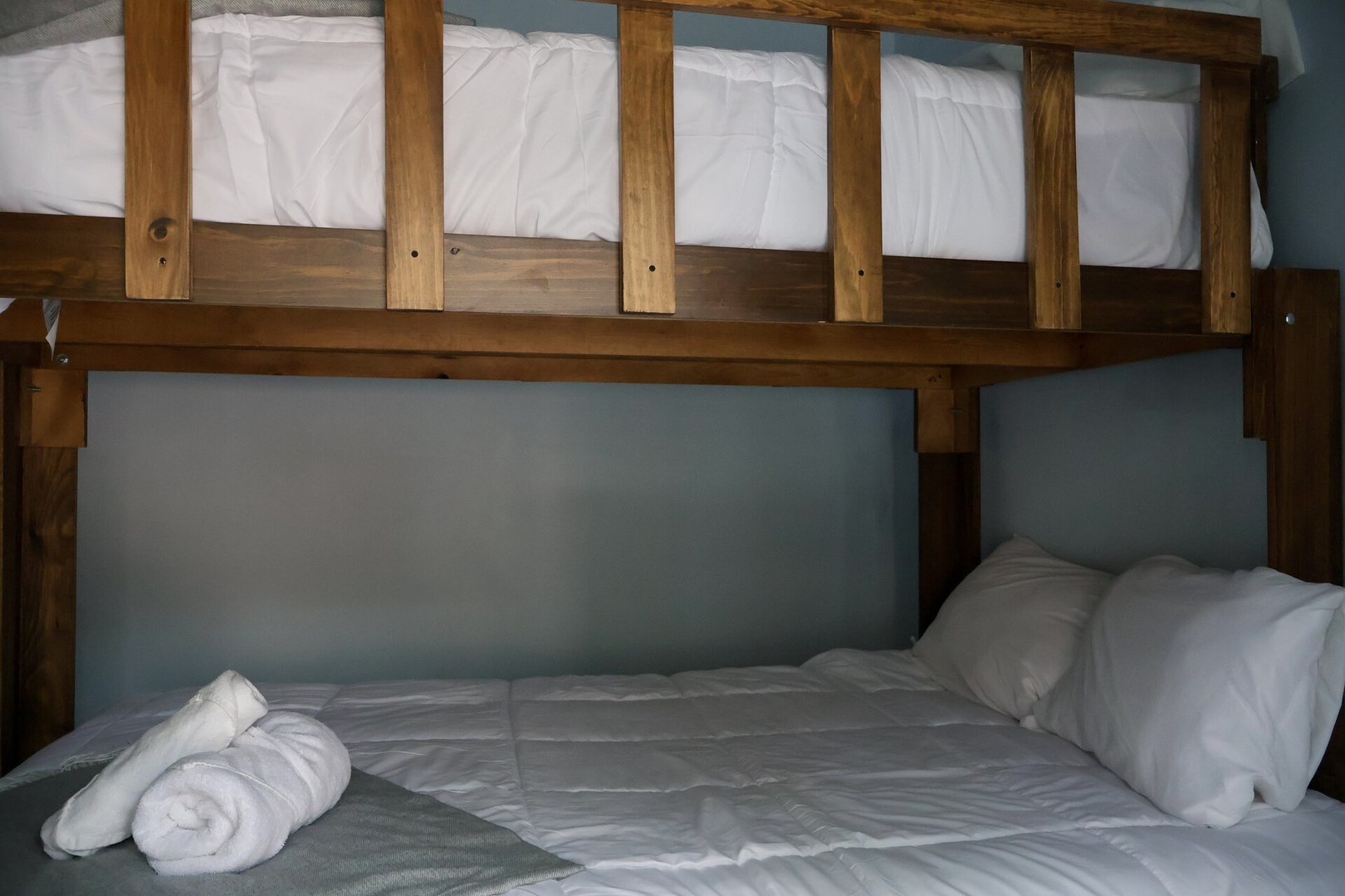 La Hacienda de Kasava—8 hab. con AC+jacuzzi+sauna 71 kasavahomes.com