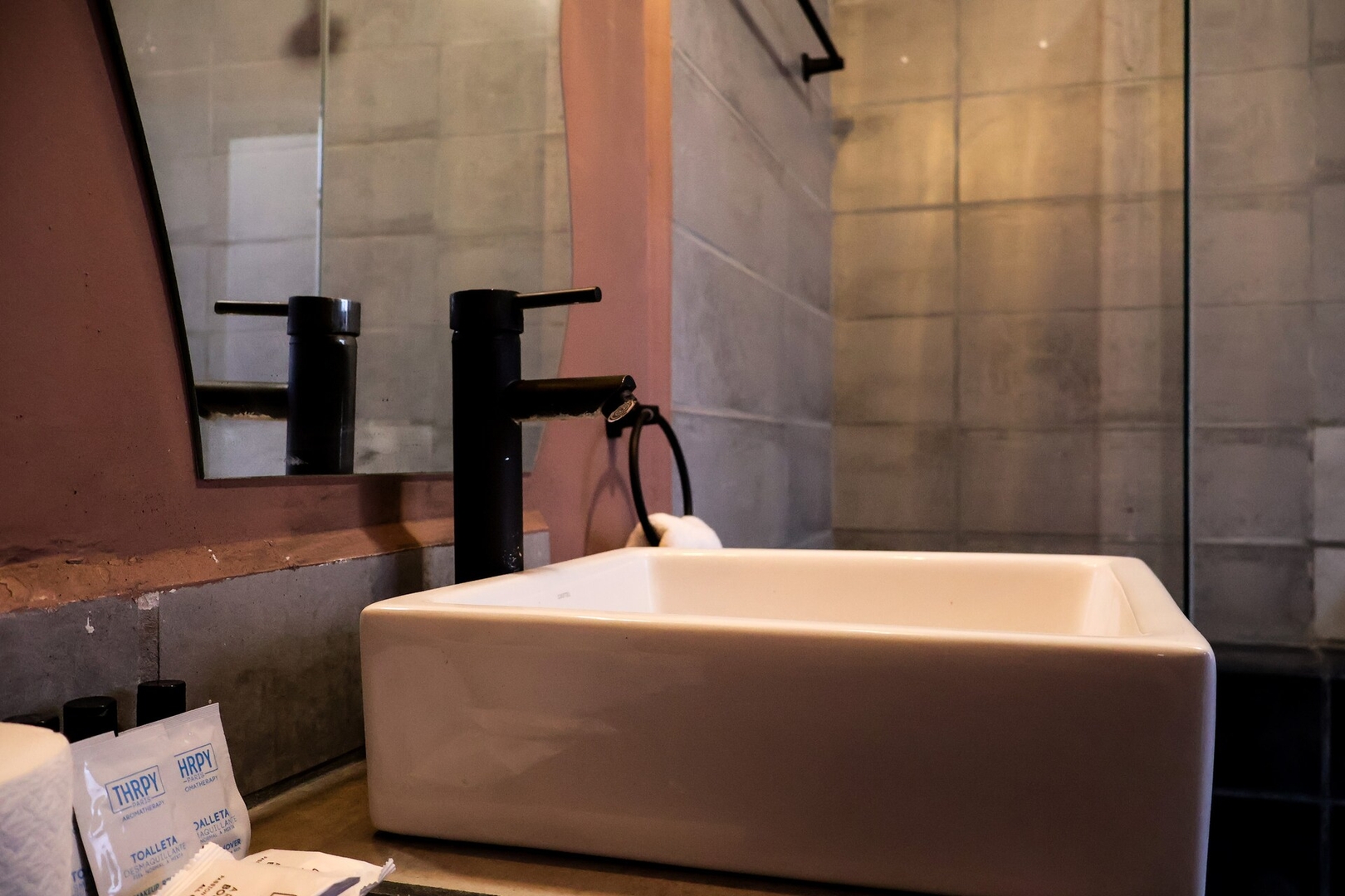 La Hacienda de Kasava—8 hab. con AC+jacuzzi+sauna 79 kasavahomes.com