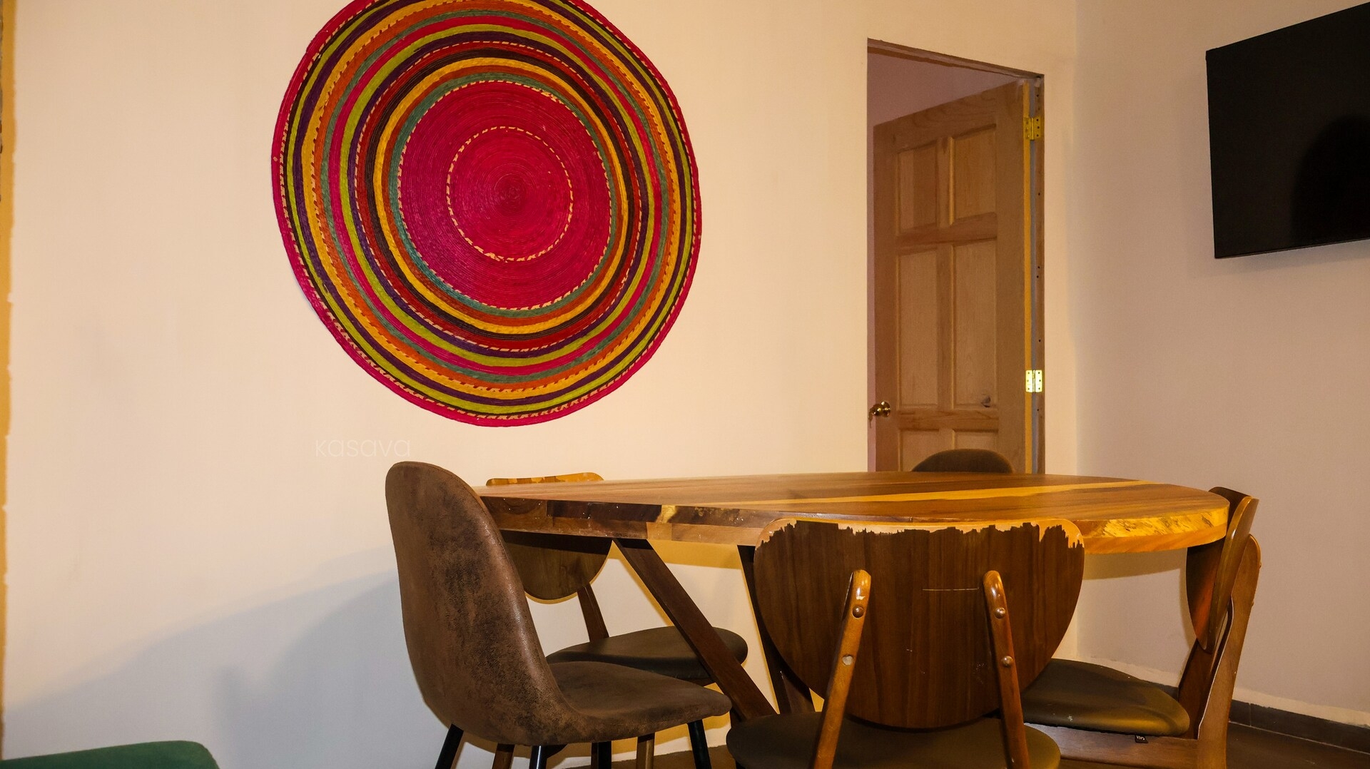 Kasava's Getaway to CDMX — depa en Alfonso Reyes 37 kasavahomes.com