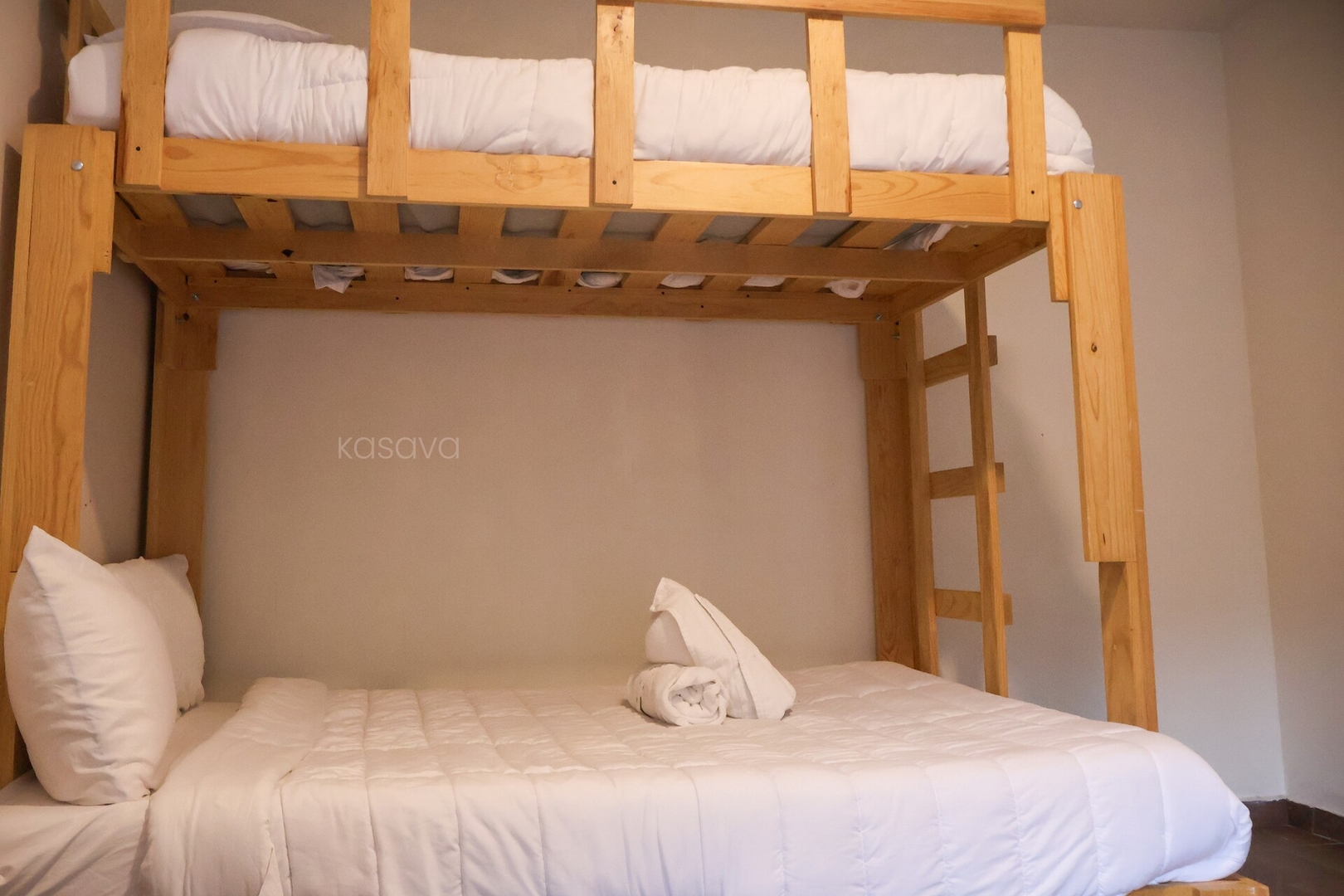 Depa de 4 recámaras en Reforma Flats by Kasava 36 kasavahomes.com