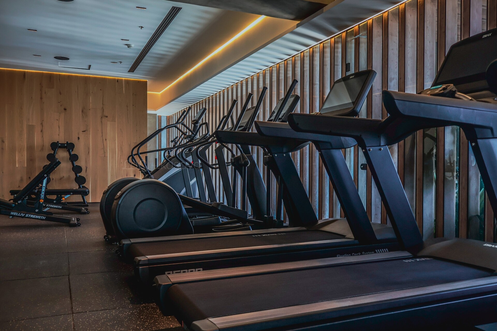 Reforma Views @UniversityTower Trendy “CondoHotel” 4 kasavahomes.com