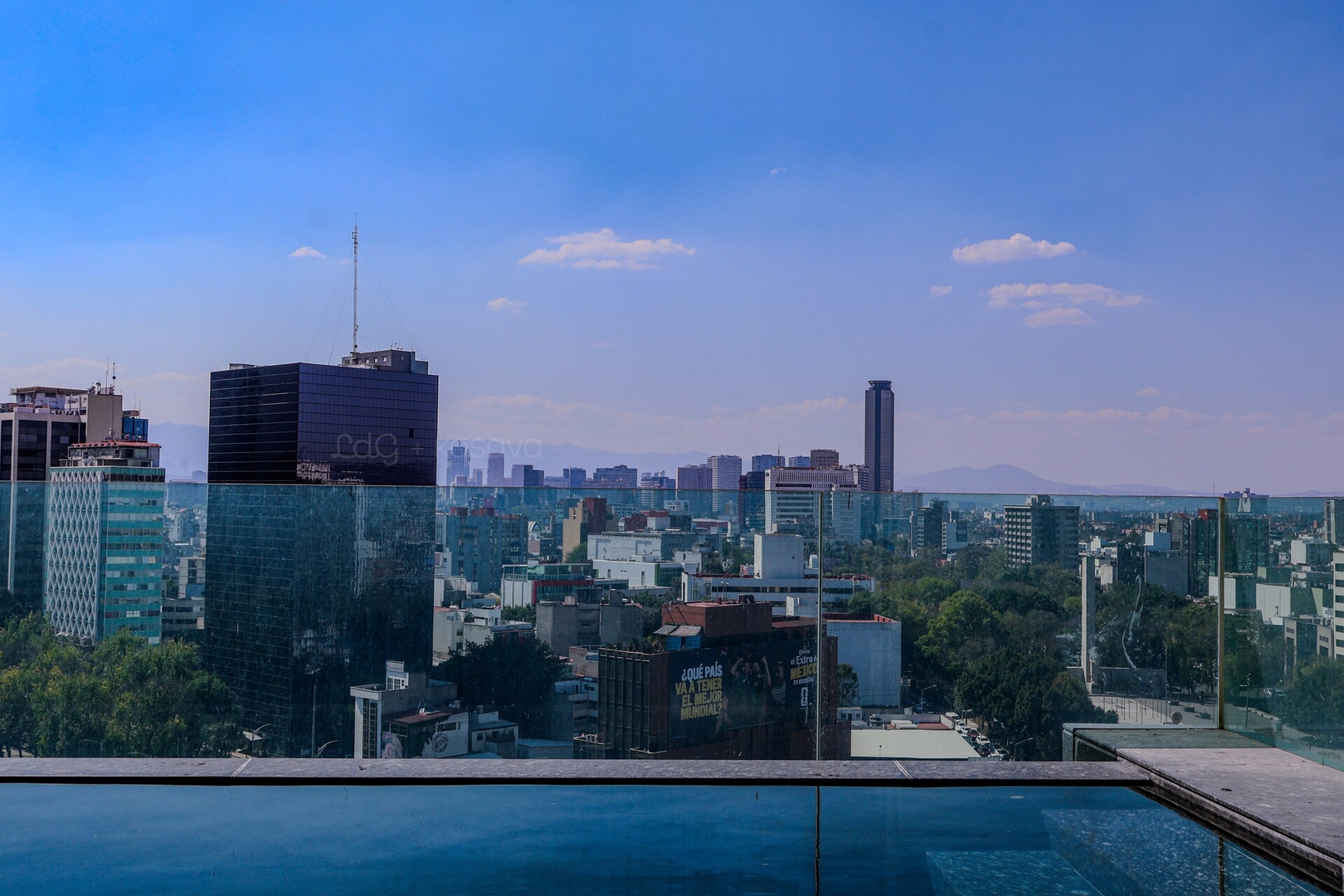 Reforma Views @UniversityTower Trendy “CondoHotel” 48 kasavahomes.com