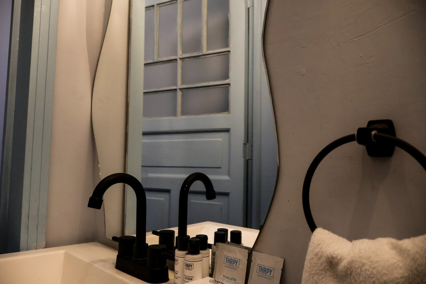 La Hacienda de Kasava—8 hab. con AC+jacuzzi+sauna 51 kasavahomes.com