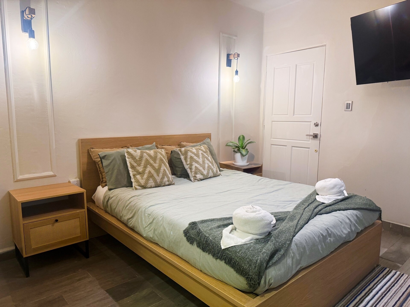 Cool Studio at Vibey Roma Norte 0 kasavahomes.com