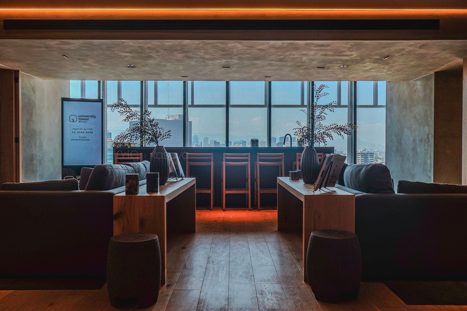 Reforma Views @UniversityTower Trendy “CondoHotel” 55 kasavahomes.com