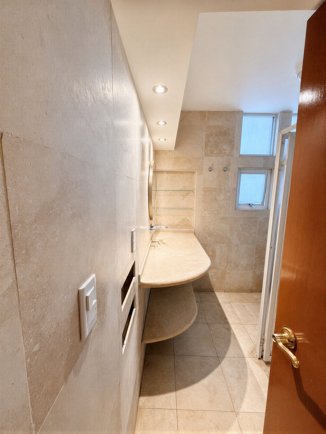 Design-Led Roma House · 8 BR, Sleeps 16 19 kasavahomes.com