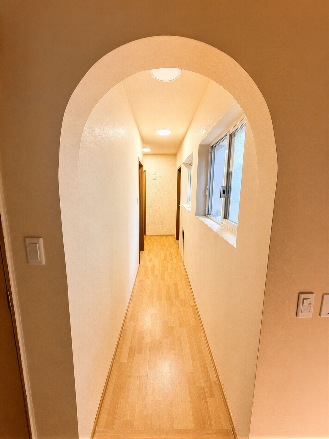 Design-Led Roma House · 8 BR, Sleeps 16 37 kasavahomes.com