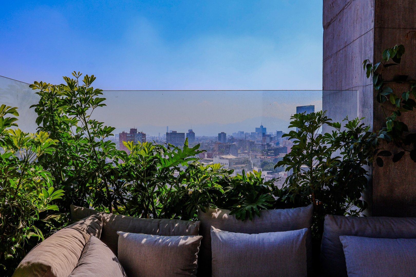 Reforma Views @UniversityTower Trendy “CondoHotel” 9 kasavahomes.com