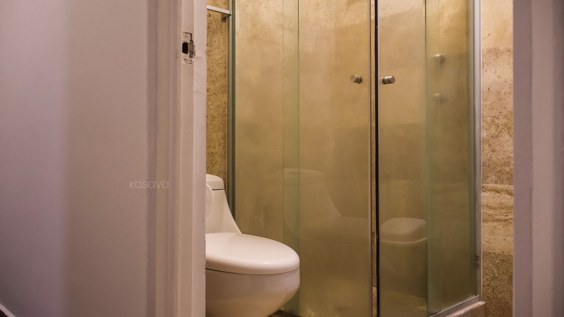 Kasava's Getaway to CDMX — depa en Alfonso Reyes 46 kasavahomes.com