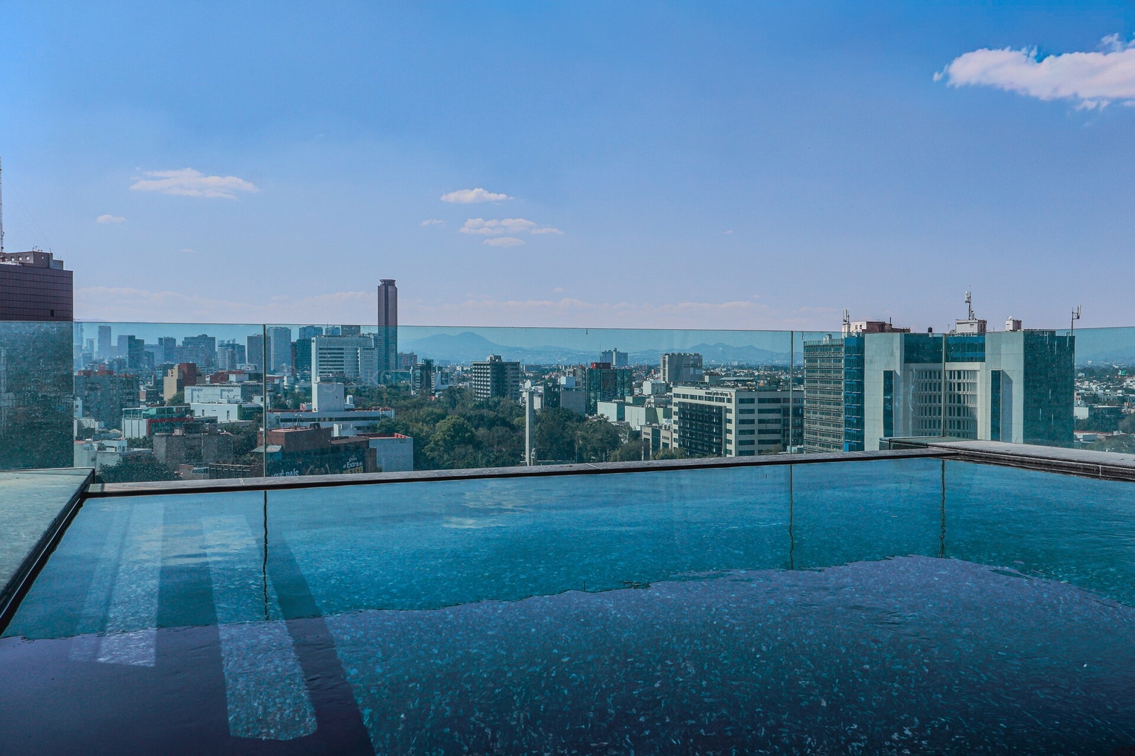 Reforma Views @UniversityTower Trendy “CondoHotel” 8 kasavahomes.com