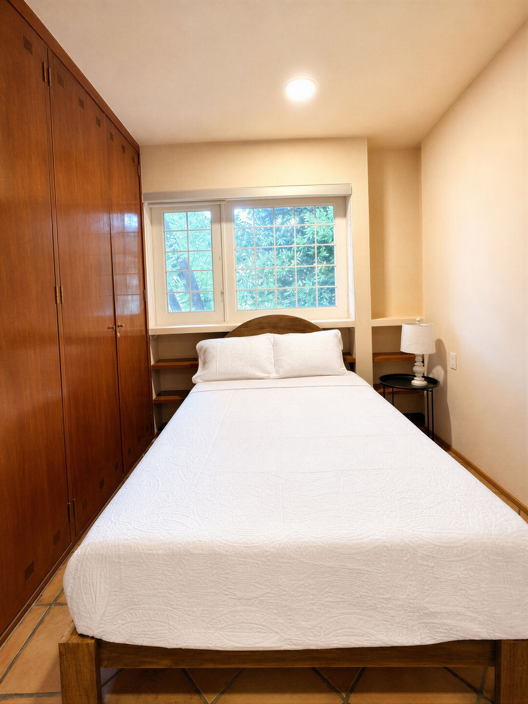 Design-Led Roma House · 8 BR, Sleeps 16 21 kasavahomes.com