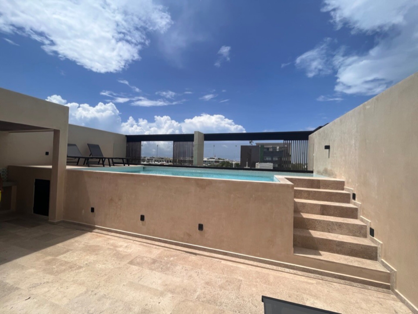 Studio in Playa: Amazing Rooftop + Private Patio 42 kasavahomes.com