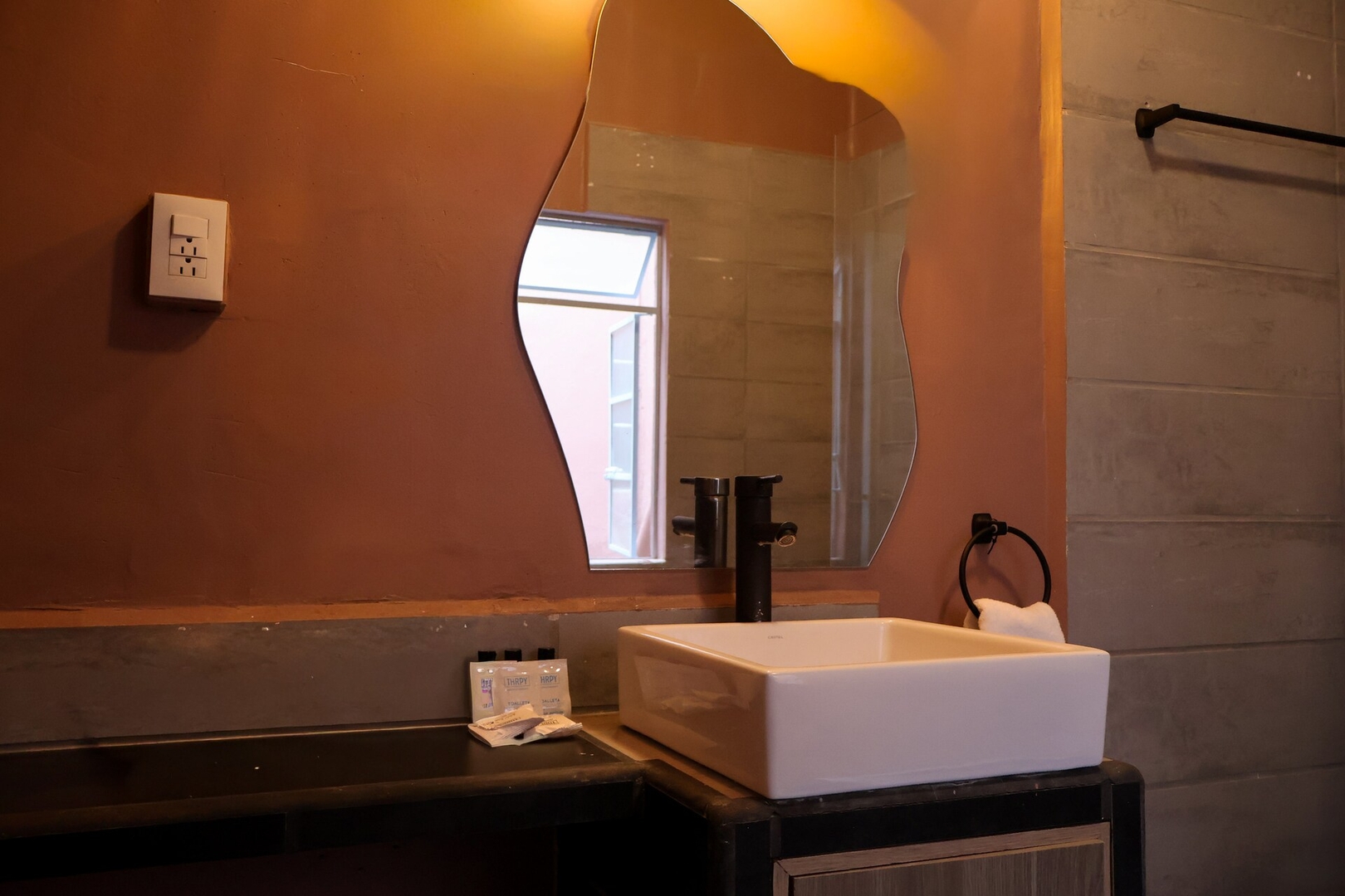 La Hacienda de Kasava—8 hab. con AC+jacuzzi+sauna 76 kasavahomes.com