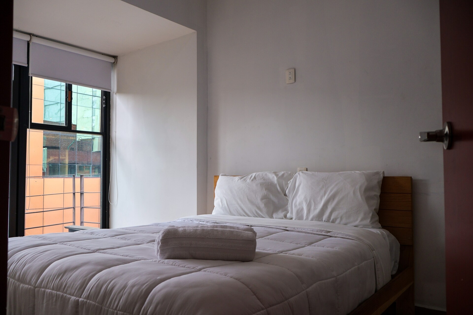 Kasava's Urbane Flat for 8 15 kasavahomes.com